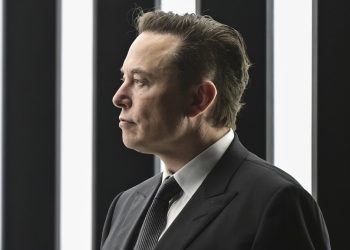court-shoots-down-elon-musk-request-to-delay-twitter's-lawsuit-seeking-to-force-$44-billion-sale