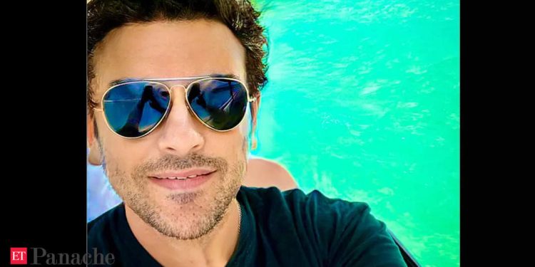 adnan-sami's-'alvida'-post-on-instagram-has-fans-worried-after-he-deletes-all-pictures