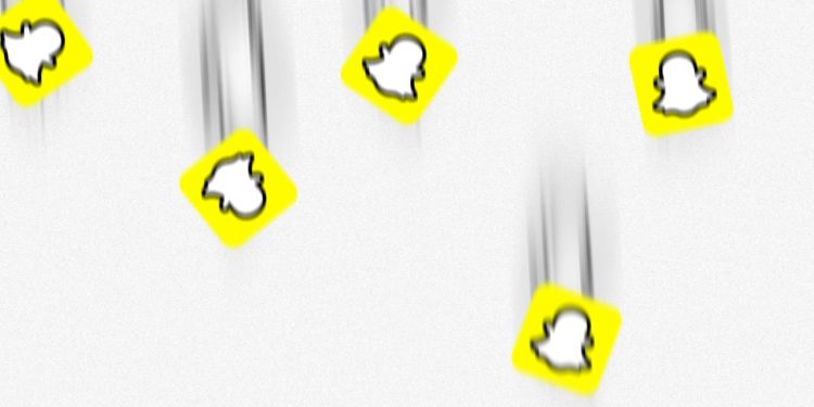 snap-stock-price-tanks-in-a-warning-sign-for-social-media-investors:-here's-what-happening