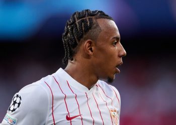 chelsea-target-jules-kounde-posts-cryptic-instagram-story-as-'barcelona-hijack-transfer'