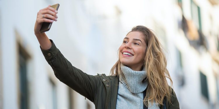 the-10-best-face-filter-mobile-apps-for-flawless-selfies-–-makeuseof