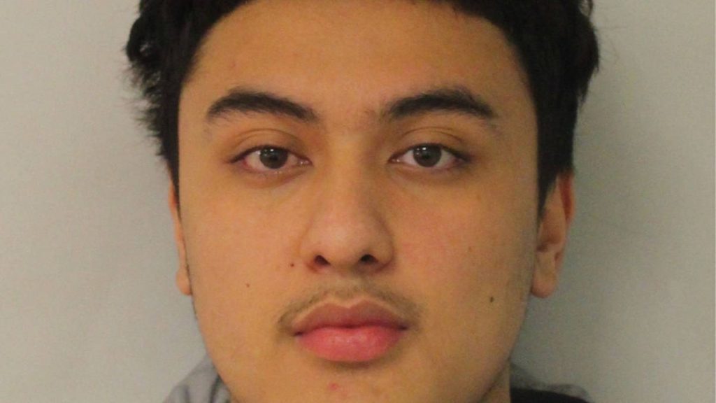 teenager,-18,-jailed-after-hacking-women's-snapchat-accounts-and-threatened-to-post-nudes-–-lbc