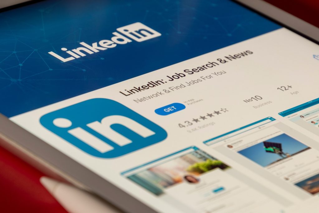 how-to-block-someone-on-linkedin-|-digital-trends