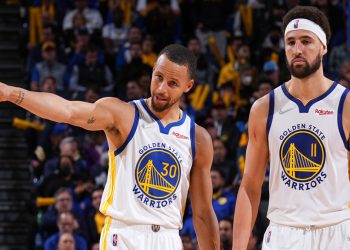 steph-curry-reacts-to-klay-thompson's-instagram-post-–-inside-the-warriors