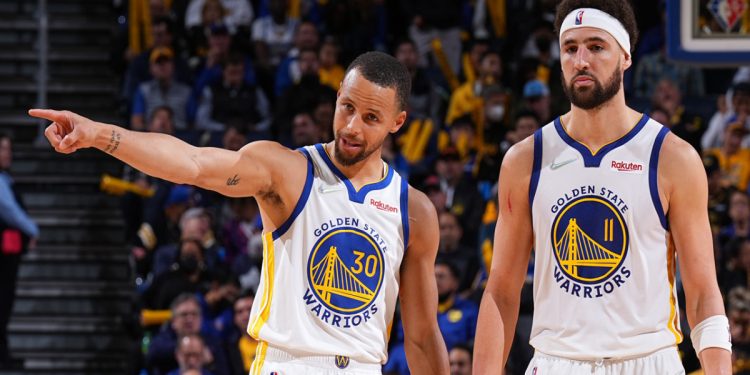 steph-curry-reacts-to-klay-thompson's-instagram-post-–-inside-the-warriors