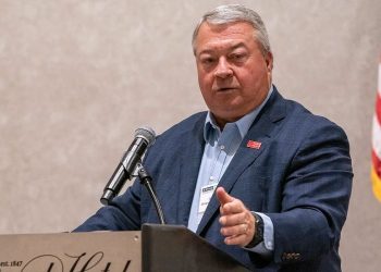 alabama-commerce-secretary,-governor-note-challenges,-opportunities-ahead-for-state-economy
