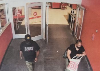 ithaca-investigator-looks-to-identify-suspects-who-racked-up-charges-on-victim's-credit-card