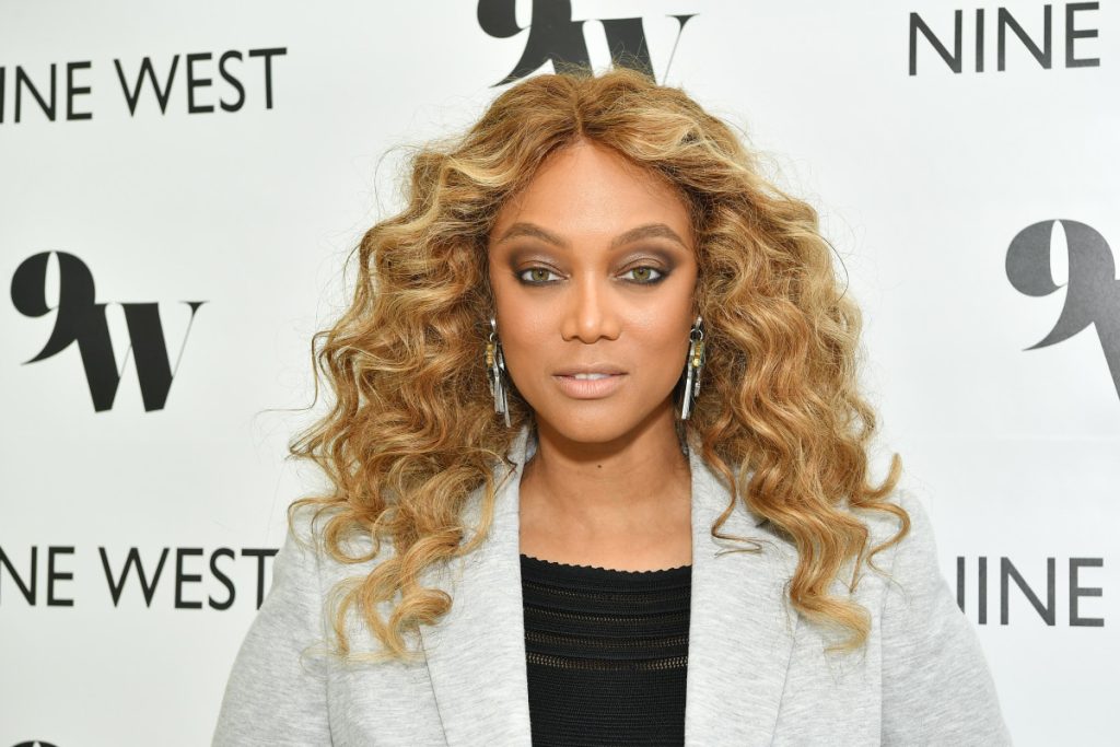 twitter-slams-tyra-banks-after-old-'america's-next-top-model'-clips-resurface-–-parade