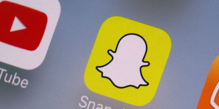 snapchat-rolling-out-option-to-let-parents-see-who-their-teens-are-messaging-–-wfaa