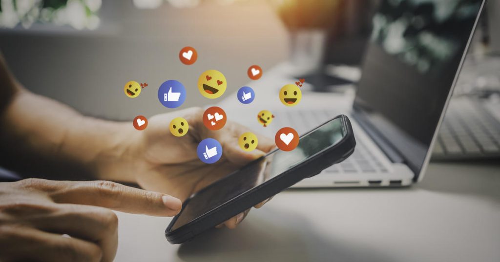 youtube-is-the-most-popular-social-media-among-teens,-followed-by-tiktok-–-cbs-news