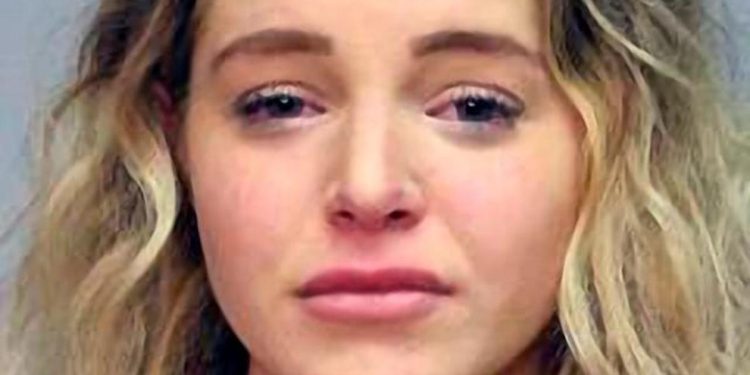 instagram-model-courtney-clenney-arrested-on-murder-charge-in-hawaii-–-cbs-news