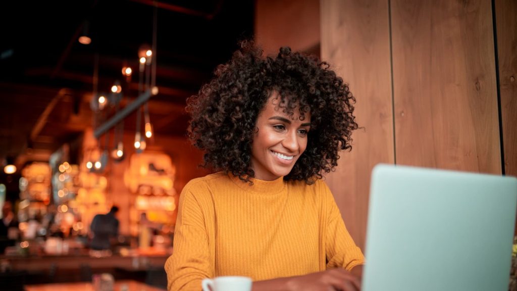 how-to-find-a-side-hustle-that-could-keep-your-skills-'sharp'-and-make-you-better-at-your-job