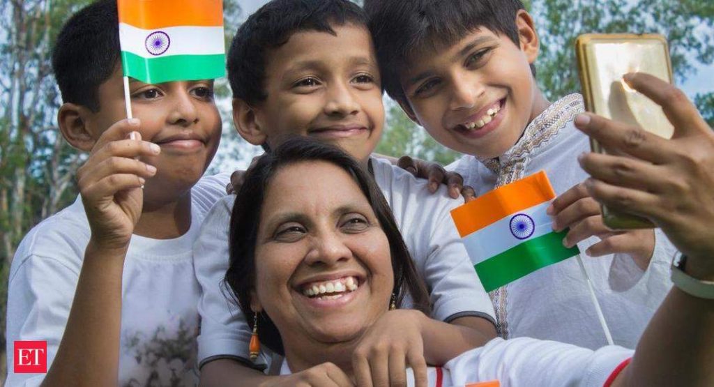 75th-independence-day:-wishes-and-whatsapp-messages-to-share-with-family-and-friends