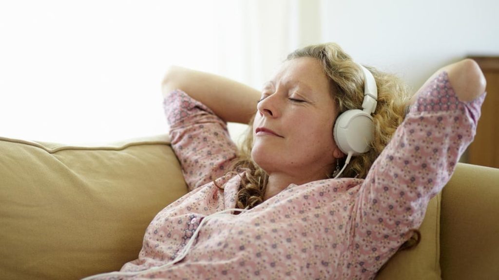 best-music-streaming-services-–-consumer-reports