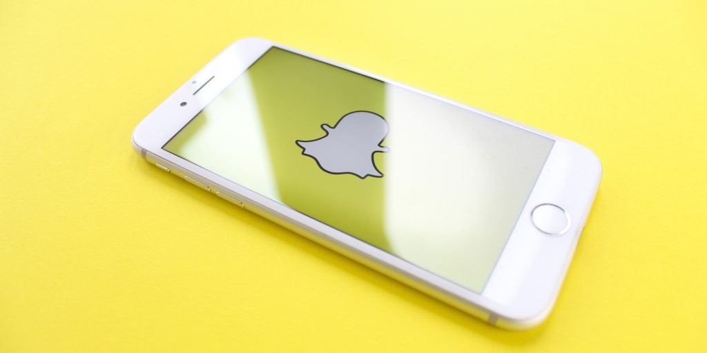 how-to-view-restaurant-recommendations-on-snapchat's-snap-map-–-makeuseof