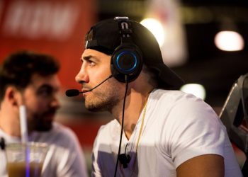 faze-clan's-nickmercs-promotes-maskless-event-in-wake-of-twitchcon-san-diego's-mask-mandate