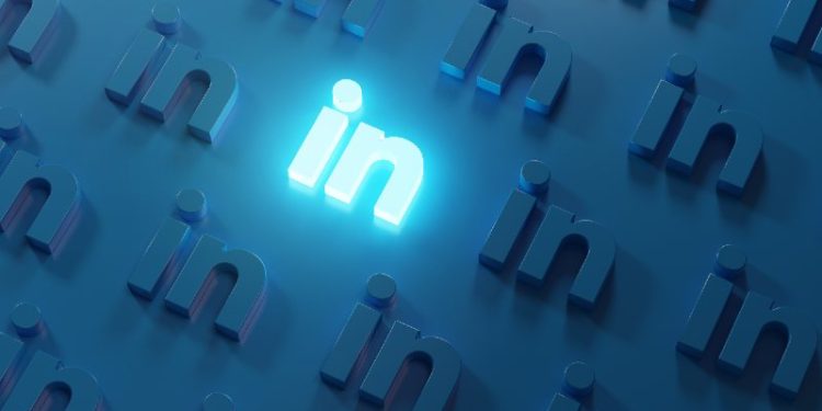 linkedin-tests-an-algorithm-to-discover-content-like-tiktok-–-how-smart-technology-changing-lives