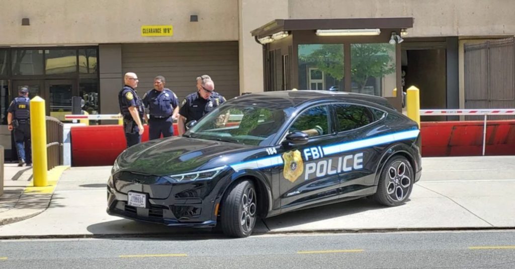 fbi-spotted-using-badass-looking-ford-mustang-mach-e-electric-car-–-electrek