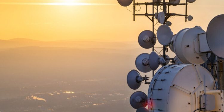 telecommunications:-top-trending-companies-on-twitter-q2-2022-–-verdict