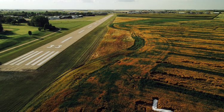 aerobatic-pilots-fly-into-steinbach-to-compete-in-annual-championship-this-weekend