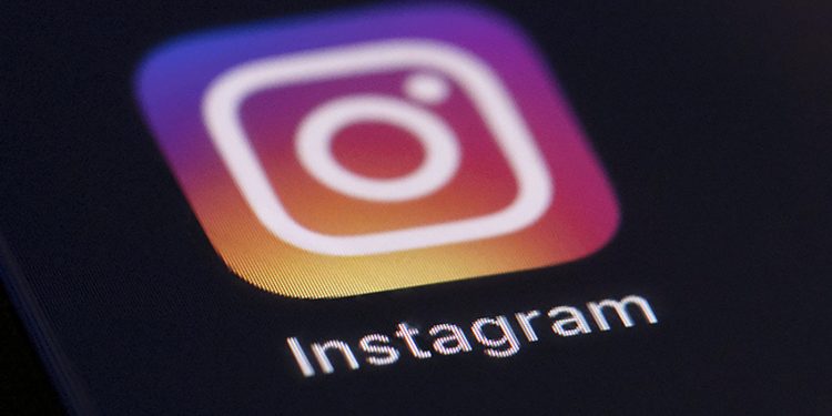 andrew-tate-gets-banned-from-facebook,-instagram,-tiktok-for-violating-their-policies-–-npr