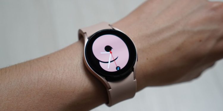 whatsapp-beta-teases-much-needed-feature-for-smartwatch-owners-|-techradar