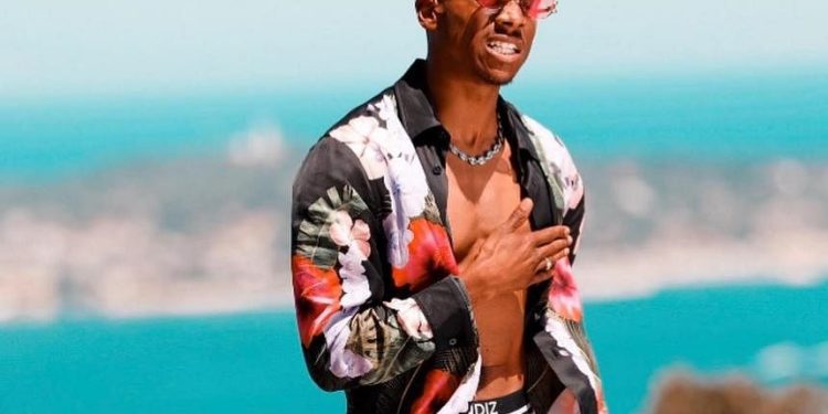 french-rapper-arrested-for-kicking-his-dog-on-snapchat-|-the-straits-times