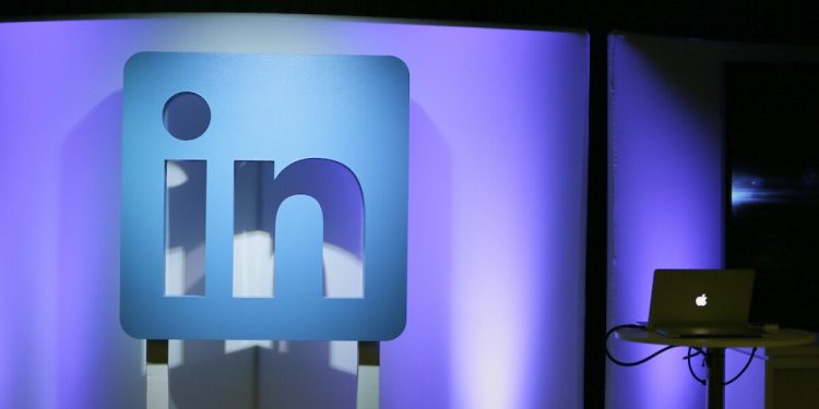 linkedin-making-it-easier-to-connect-with-hiring-managers-–-the-denver-channel