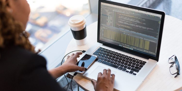 apt-update-vs.-apt-upgrade:-what-are-the-differences?-–-makeuseof