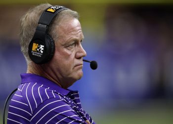 twitter-reacts-to-brian-kelly's-debut-loss-at-lsu-–-yahoo!-sports