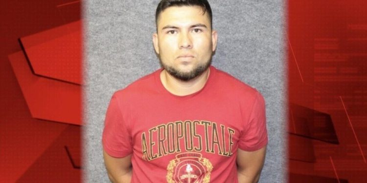 police:-man-charged-with-stalking-blew-kisses,-offered-snapchat-to-student-at-bus-stop-|-law