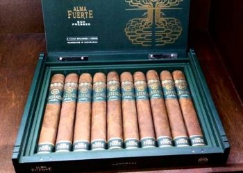 now-shippng:-the-plasencia-alma-fuerte-colordao-claro-eduardo-i-|-cigar-journal