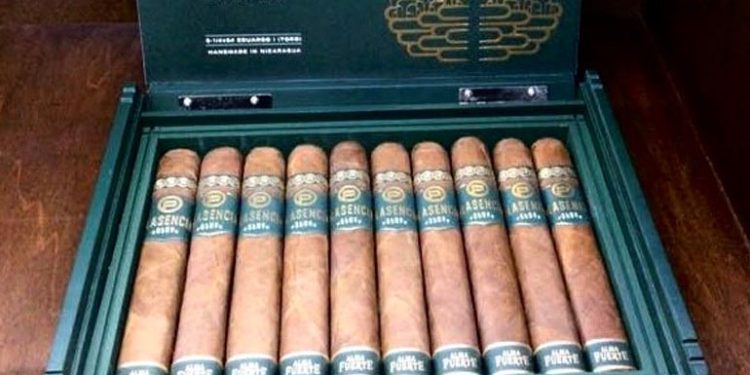now-shippng:-the-plasencia-alma-fuerte-colordao-claro-eduardo-i-|-cigar-journal