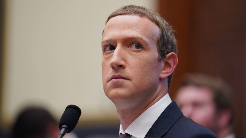 harvard-expert:-mark-zuckerberg-is-'continuing-to-derail'-facebook-–-cnbc