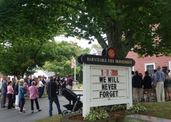 local-agencies-pause-to-remember-the-9/11-terror-attacks-21-years-later-–-capecod.com