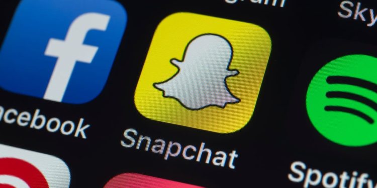 what-does-sb-mean-on-snapchat?-the-acronyms-you-need-to-know-–-yahoo-sport-uk