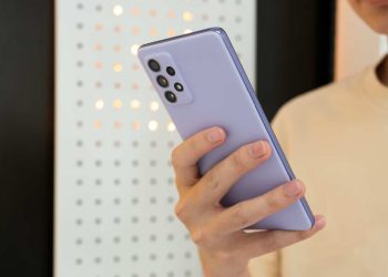 samsung-snapchat-celebrates-galaxy-a-series-fun-mode-as-it-hits-2.5-billion-usage