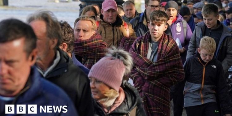 queen's-lying-in-state:-how-long-is-the-queue?-–-bbc-news