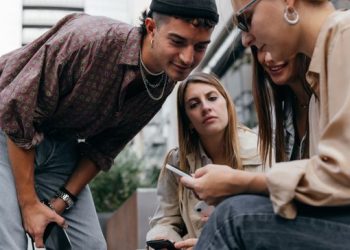 walmart-weds-data-to-popular-apps-like-tiktok-in-latest-ad-play-|-marketing-dive