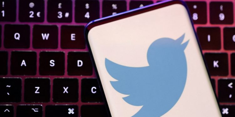 twitter-is-logging-out-some-users-following-password-reset-'incident'-–-engadget