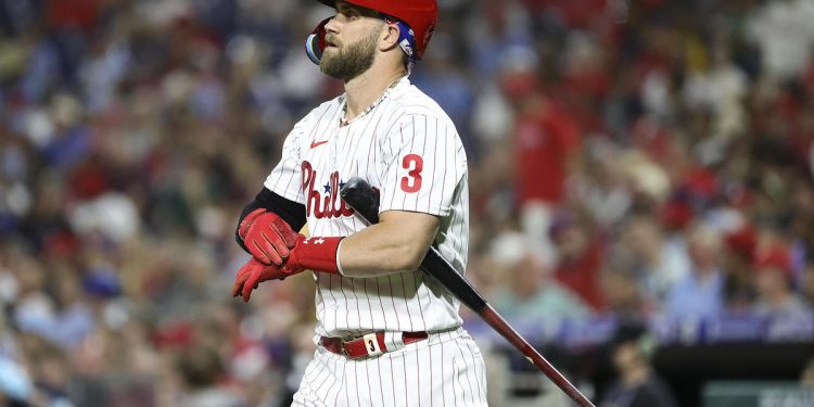 phillies-outslugged-by-blue-jays-to-open-final-homestand-of-season-with-5th-straight-loss