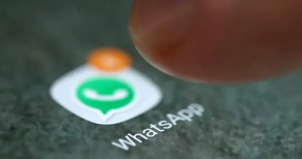 internet-calling-apps-like-whatsapp,-zoom,-skype-may-soon-need-telecom-licence