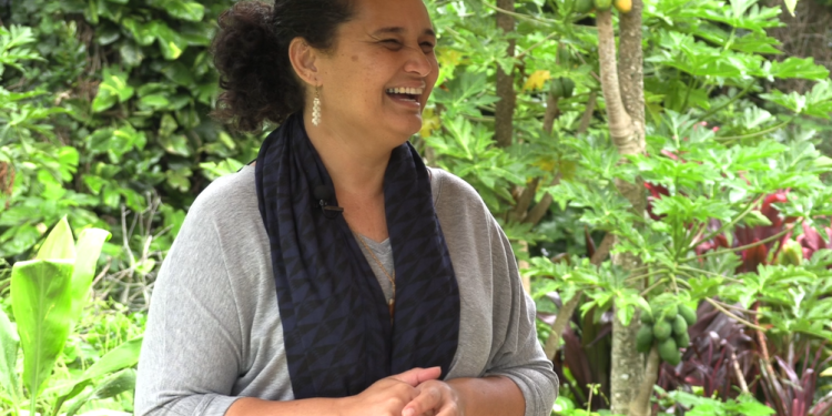 09/21/22-–-ho'oulu-'aina-director-receives-national-recognition-from-…