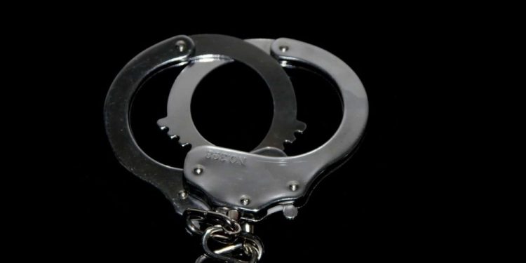 wanted-man-posts-his-location-on-snapchat,-leads-police-right-to-him-|-wals-–-walls-102