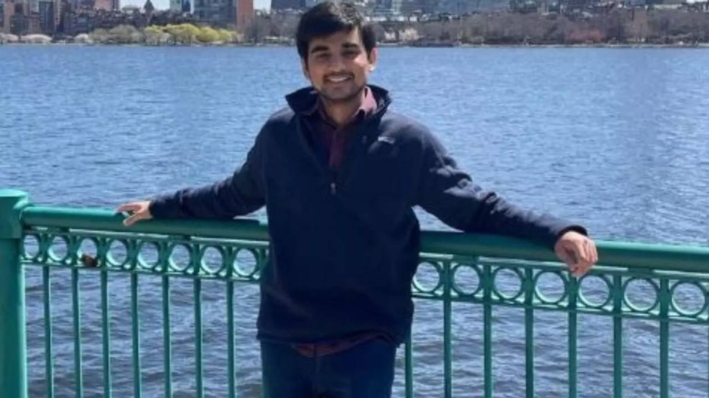 23-year-old-ivy-league-student-wrote-600-emails-and-made-80-calls-to-secure-a-job-…