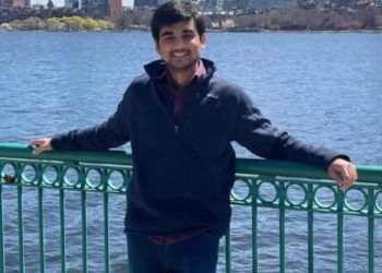 23-year-old-ivy-league-student-wrote-600-emails-and-made-80-calls-to-secure-a-job-…