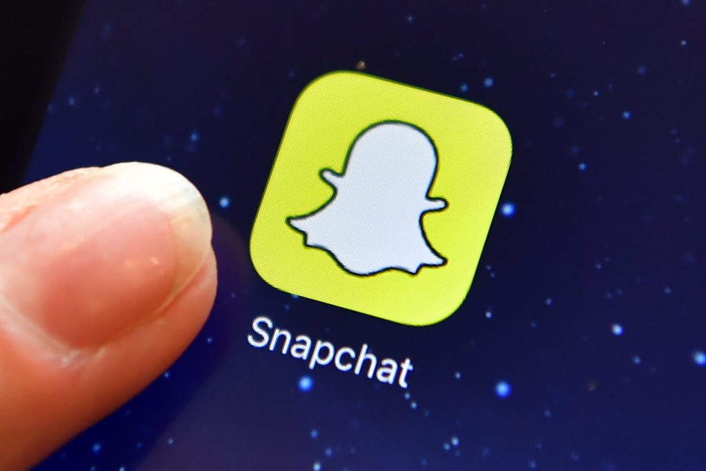 what-does-yellow-heart-mean-on-snapchat?-–-hitc