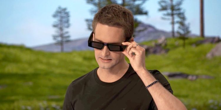 snap-is-in-a-'code-red'-race-to-improve-snapchat-user-growth-–-business-insider
