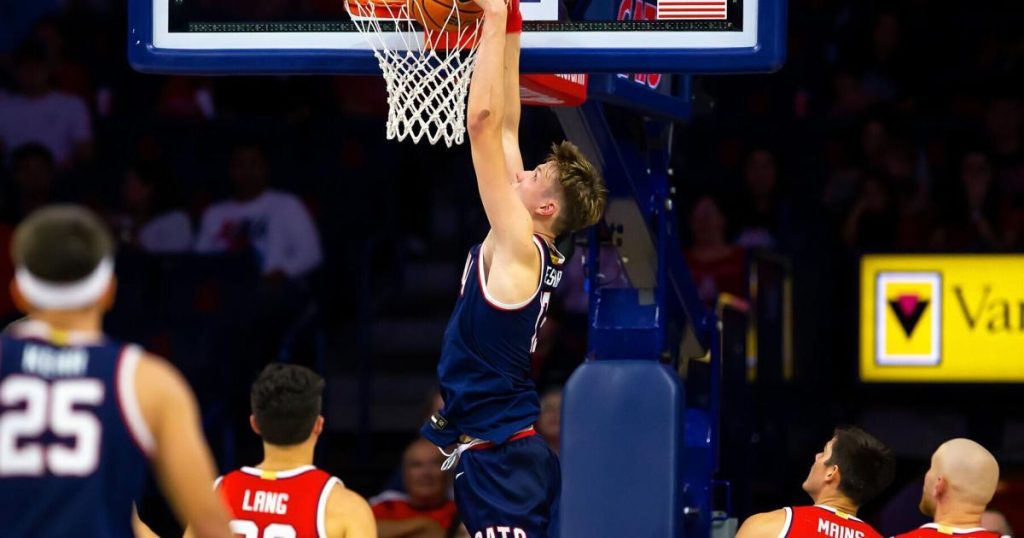 big-night:-'quick-twitch'-henri-veesaar,-new-boxer-oumar-ballo-lead-wildcats-at-red-blue-game