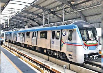 hyderabad-metro-rail-rolls-out-ticket-booking-through-whatsapp-–-telangana-today